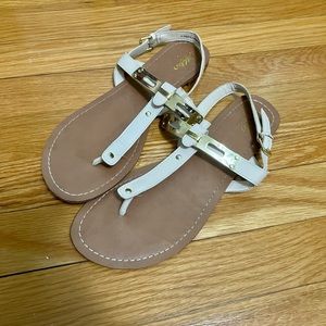 Mossimo Sandals - White & Gold